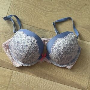 Victoria's Secret Dream Angels Push Up Bra Blue and Cream 34C